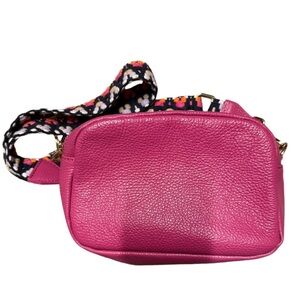 VIOLA GIGLI Fuchsia Pink Leather Crossbody/Camera/Shoulder Bag Made in I…